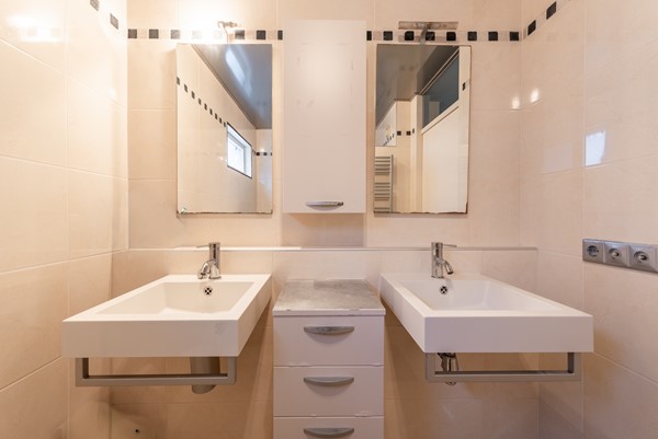 Medium property photo - Ledaplantsoen 21, 7321 ES Apeldoorn